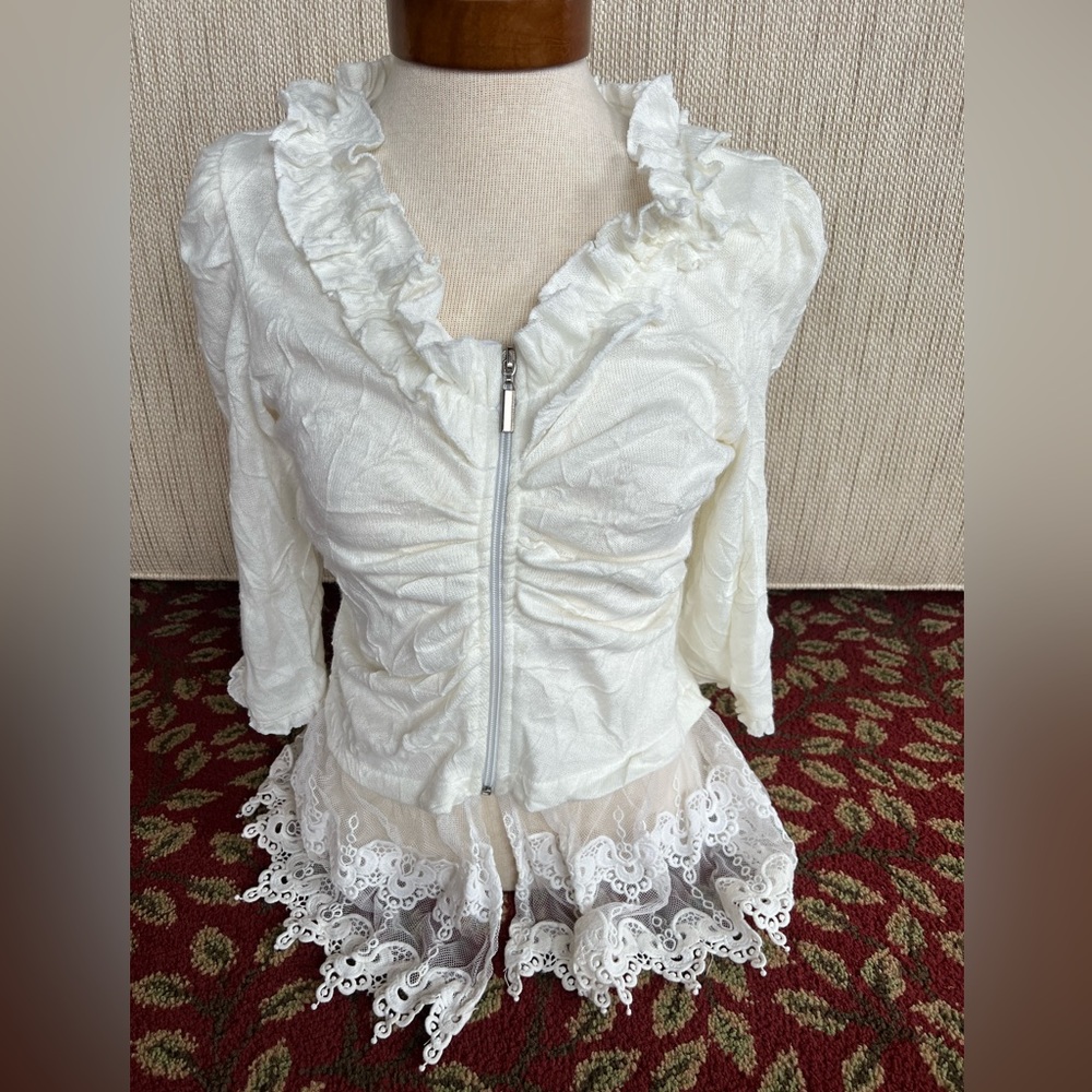 Ladies size S/M Ilana Connors zip up with beautiful details